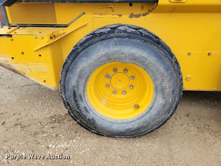 image for item EE1059 2023 John Deere 330G skid steer loader