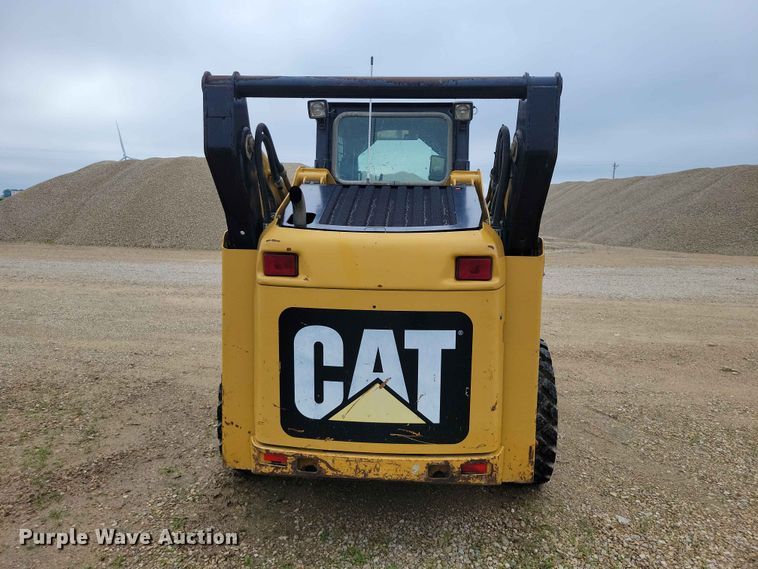 image for item EE1060 2009 Caterpillar 252B2 skid steer loader