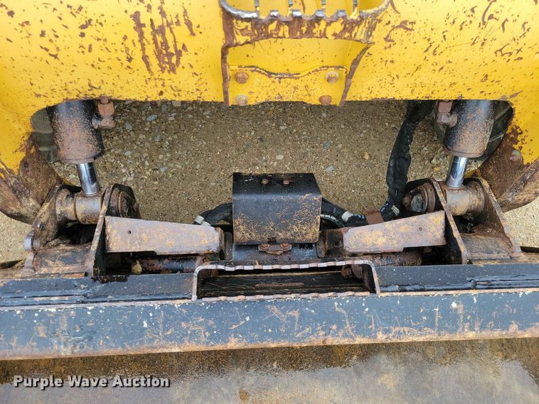 image for item EE1060 2009 Caterpillar 252B2 skid steer loader