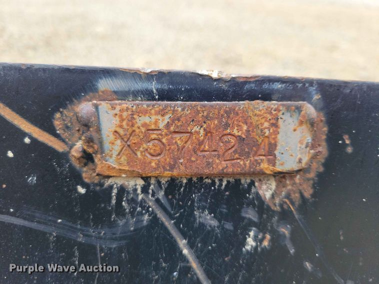 image for item EE1060 2009 Caterpillar 252B2 skid steer loader