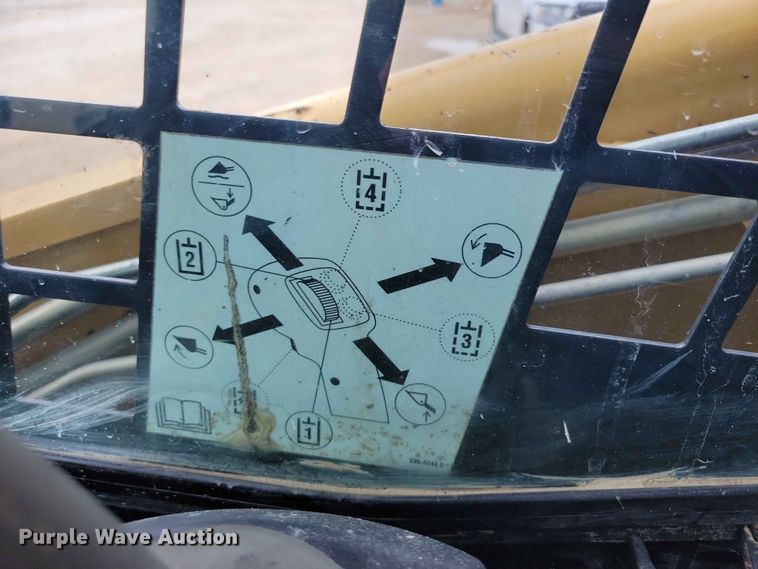 image for item EE1060 2009 Caterpillar 252B2 skid steer loader