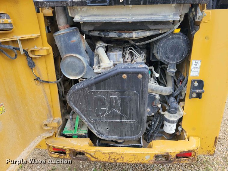 image for item EE1060 2009 Caterpillar 252B2 skid steer loader