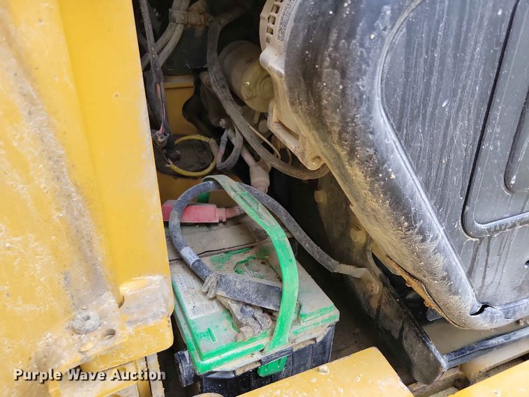 image for item EE1060 2009 Caterpillar 252B2 skid steer loader