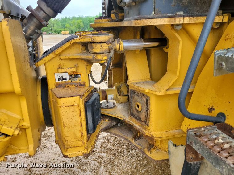 image for item EE1066 2003 John Deere 300D articulated haul truck