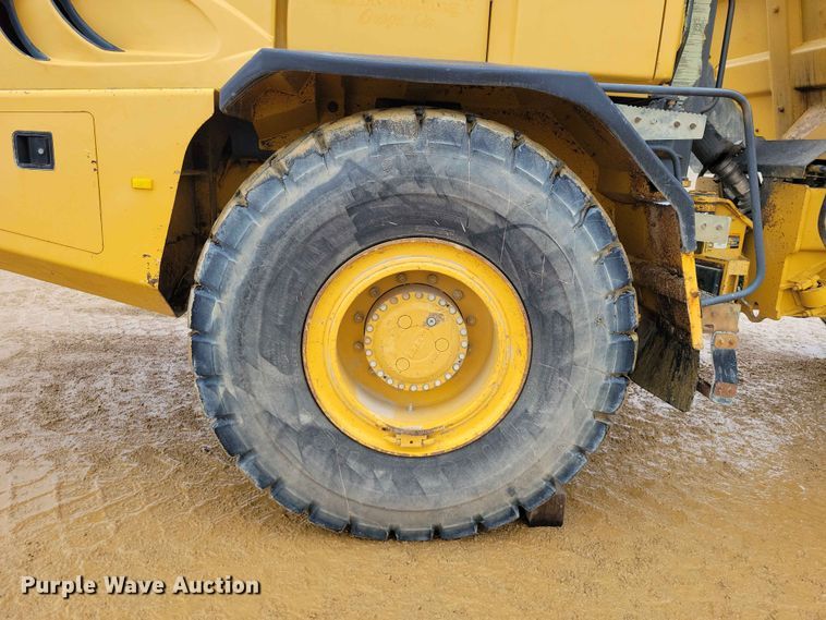 image for item EE1066 2003 John Deere 300D articulated haul truck