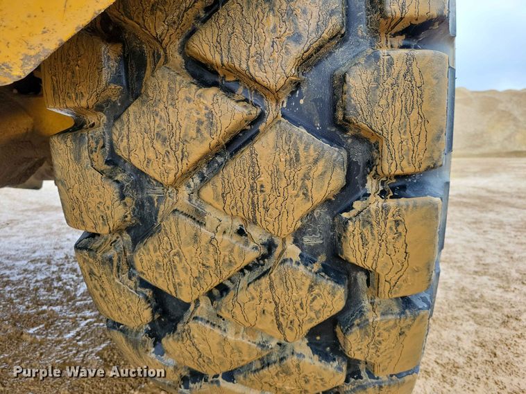 image for item EE1066 2003 John Deere 300D articulated haul truck