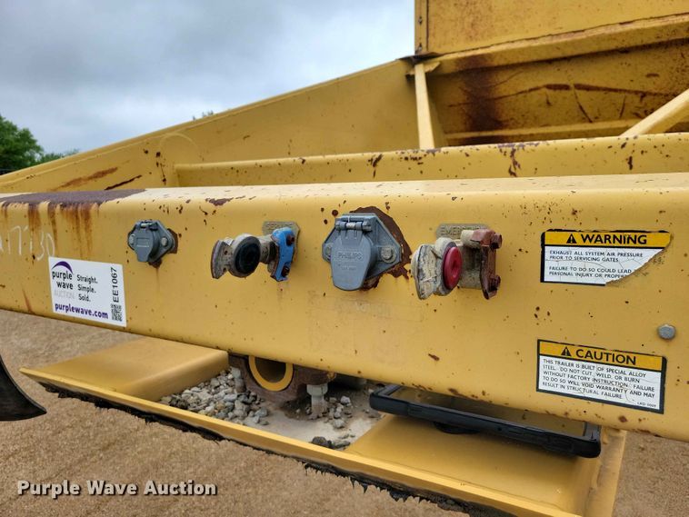 image for item EE1067 1998 Load King 2060 bottom dump trailer