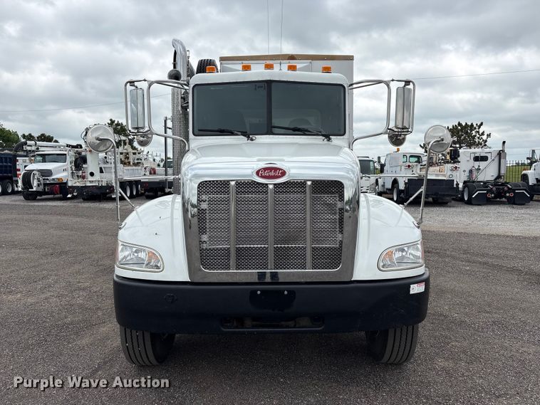 image for item EG9018 2014 Peterbilt 337 utility / service truck
