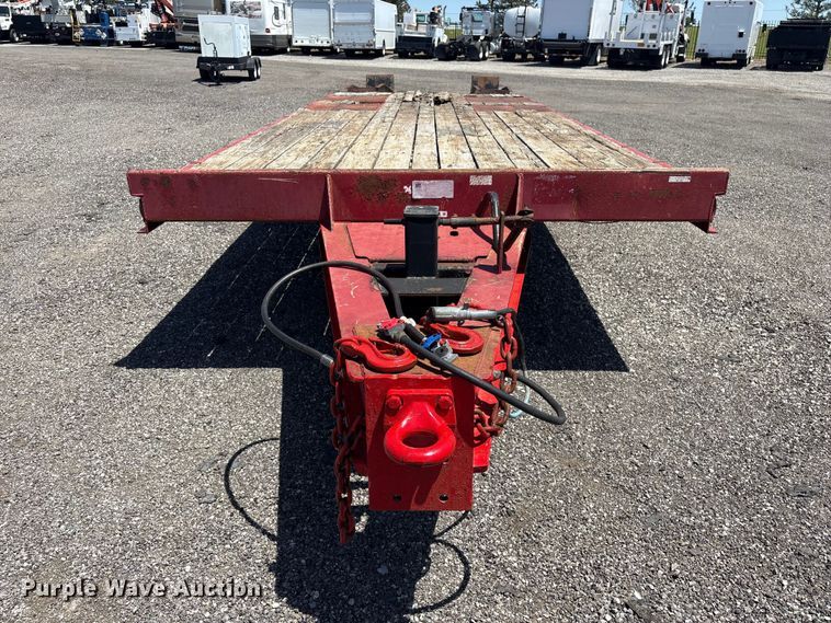 image for item EG9080 2006 Trail King TK40LP equipment trailer