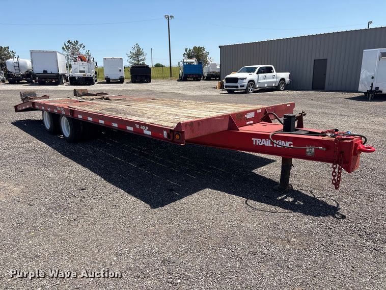 image for item EG9080 2006 Trail King TK40LP equipment trailer