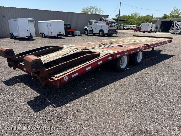 image for item EG9080 2006 Trail King TK40LP equipment trailer