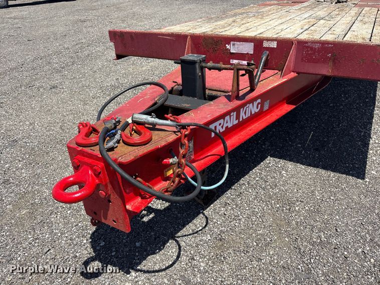 image for item EG9080 2006 Trail King TK40LP equipment trailer