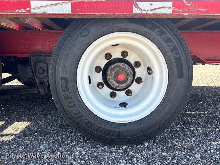 image for item EG9080 2006 Trail King TK40LP equipment trailer