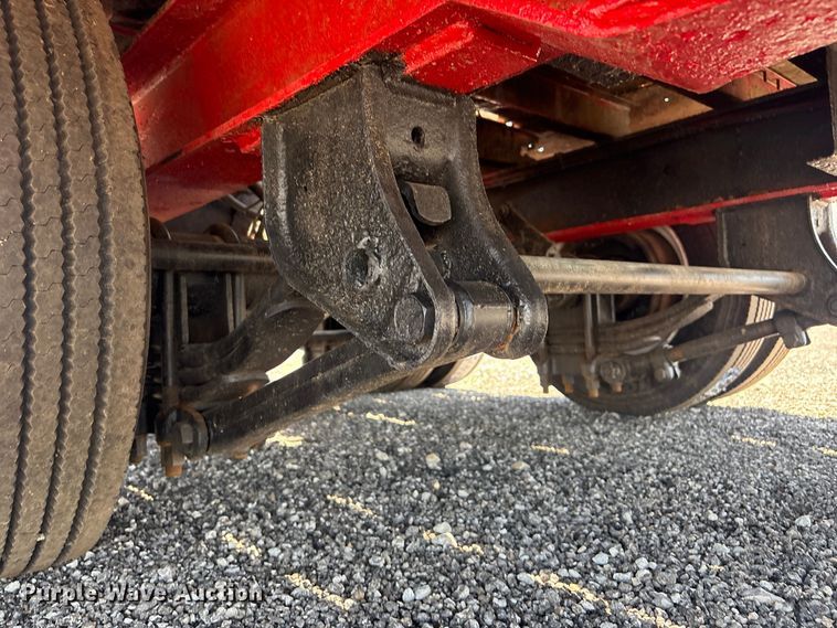 image for item EG9080 2006 Trail King TK40LP equipment trailer