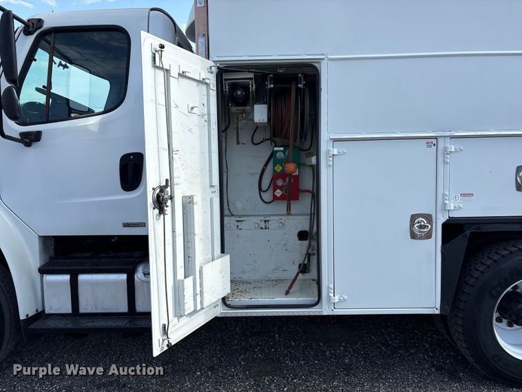 image for item EG9086 2012 Freightliner Business Class M2 utility / service truck