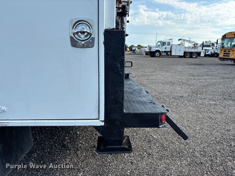 image for item EG9086 2012 Freightliner Business Class M2 utility / service truck