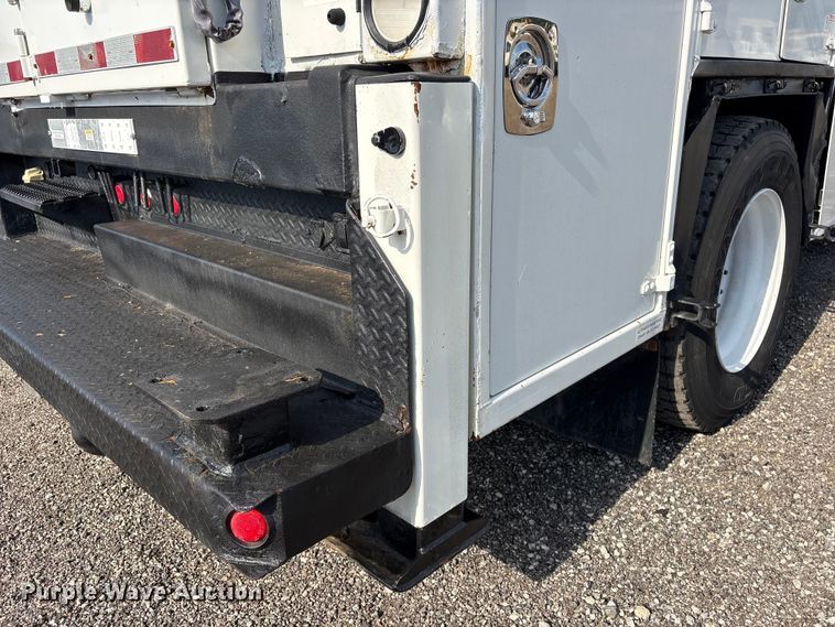 image for item EG9086 2012 Freightliner Business Class M2 utility / service truck