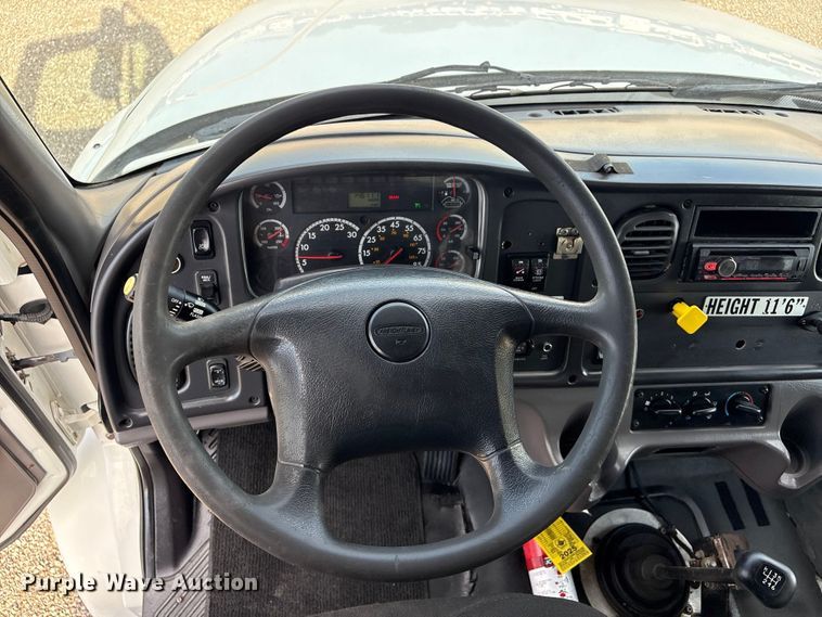image for item EG9086 2012 Freightliner Business Class M2 utility / service truck
