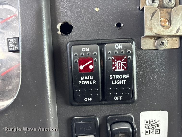 image for item EG9086 2012 Freightliner Business Class M2 utility / service truck