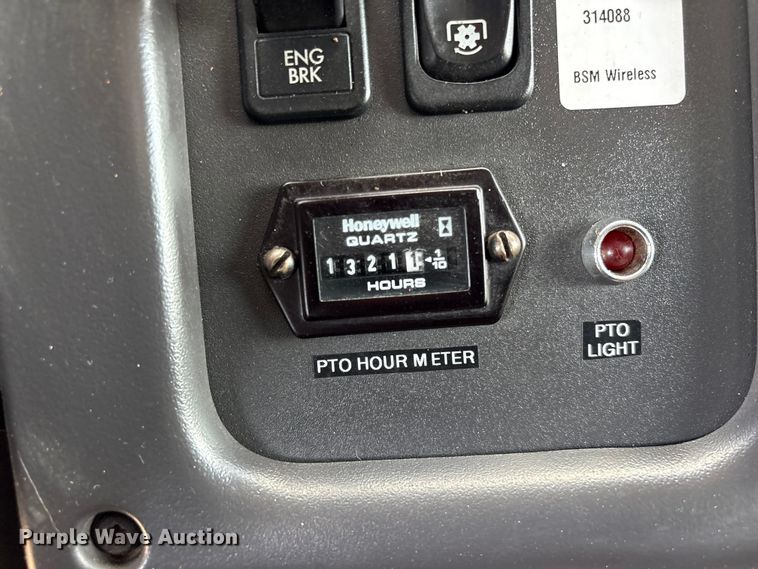 image for item EG9086 2012 Freightliner Business Class M2 utility / service truck