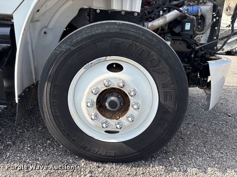 image for item EG9086 2012 Freightliner Business Class M2 utility / service truck