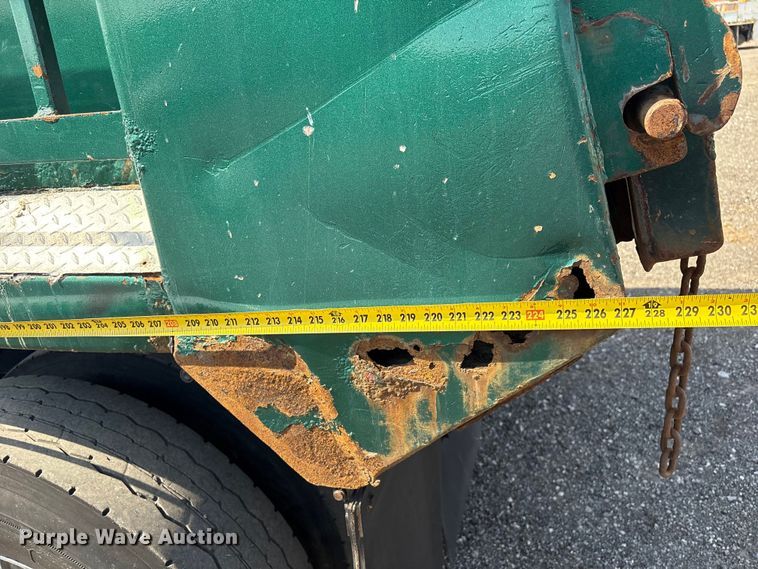 image for item EG9094 2001 Western Star 4900 dump truck
