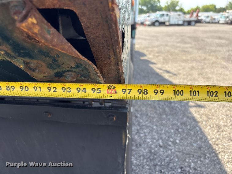 image for item EG9094 2001 Western Star 4900 dump truck