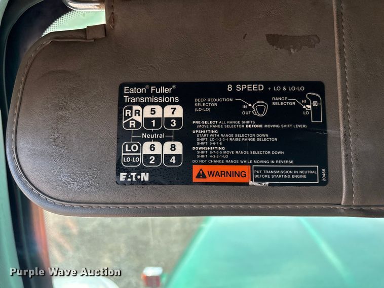 image for item EG9094 2001 Western Star 4900 dump truck
