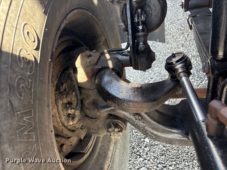 image for item EG9094 2001 Western Star 4900 dump truck