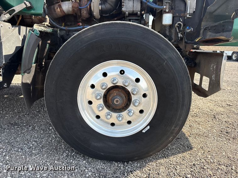 image for item EG9094 2001 Western Star 4900 dump truck