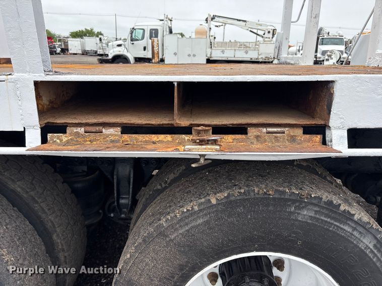 image for item EG9102 2005 Freightliner Business Class M2 Crew Cab crane truck