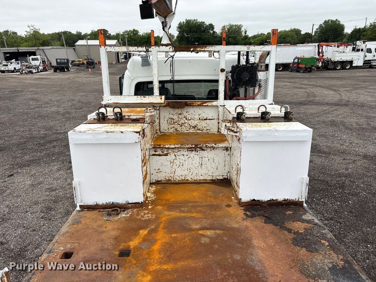 image for item EG9102 2005 Freightliner Business Class M2 Crew Cab crane truck