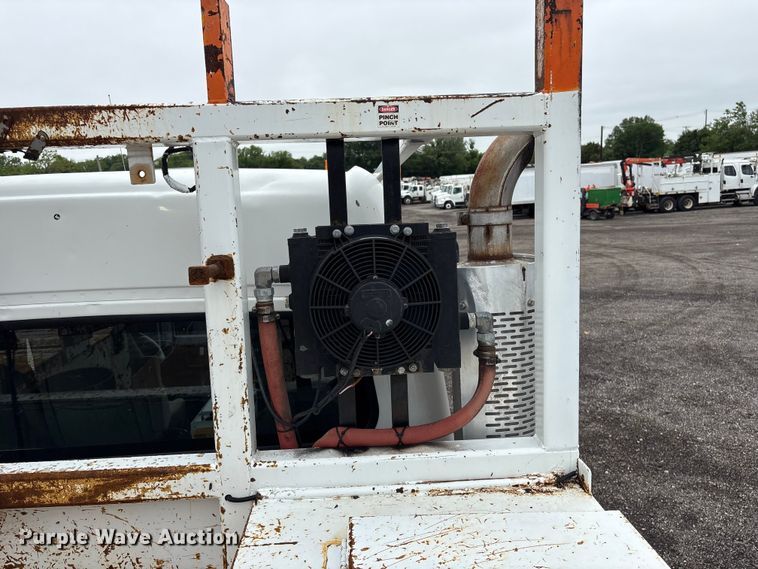 image for item EG9102 2005 Freightliner Business Class M2 Crew Cab crane truck
