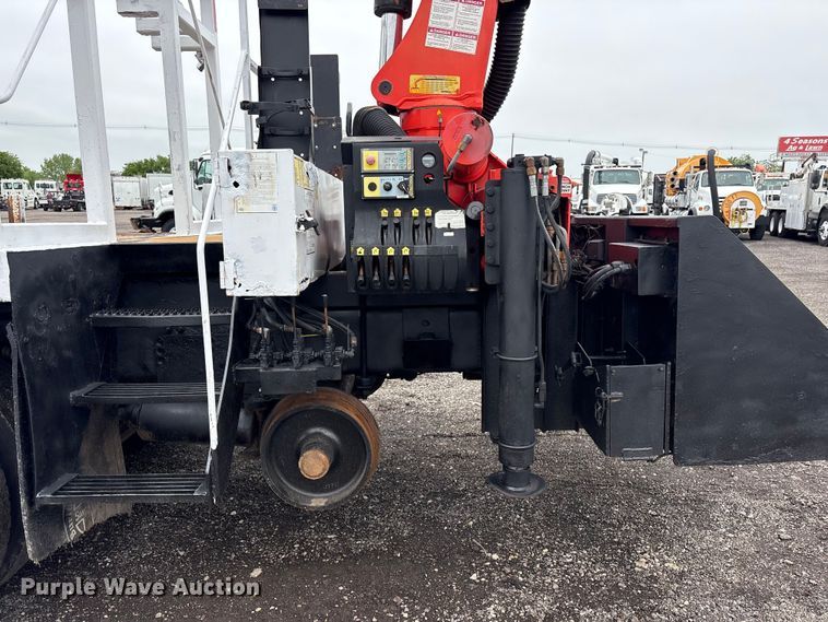 image for item EG9102 2005 Freightliner Business Class M2 Crew Cab crane truck