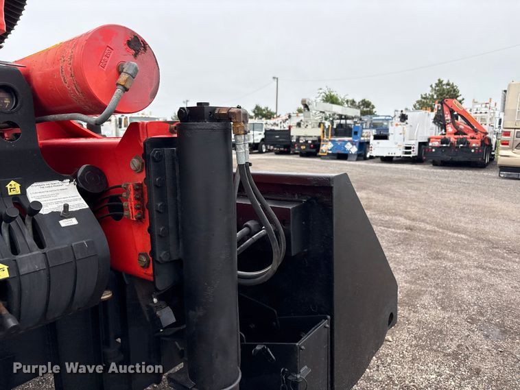 image for item EG9102 2005 Freightliner Business Class M2 Crew Cab crane truck