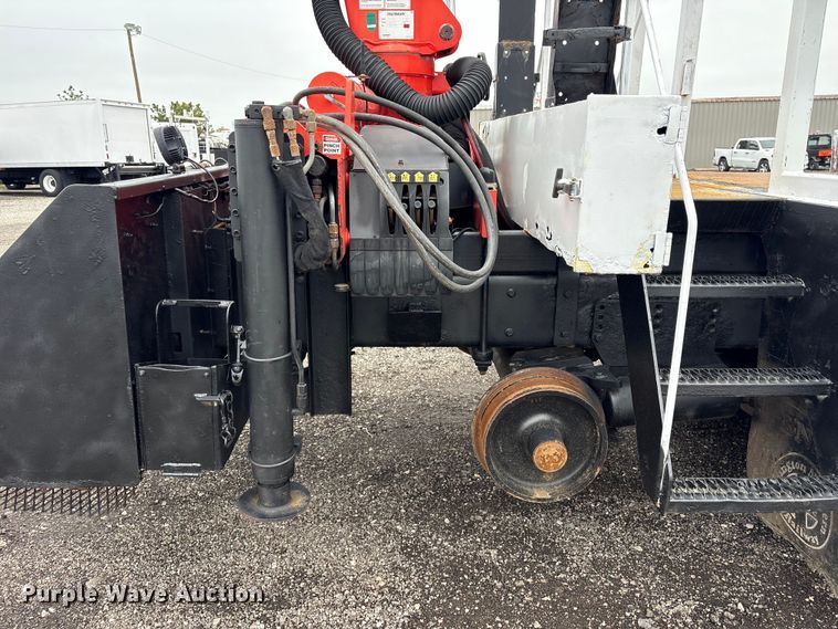 image for item EG9102 2005 Freightliner Business Class M2 Crew Cab crane truck