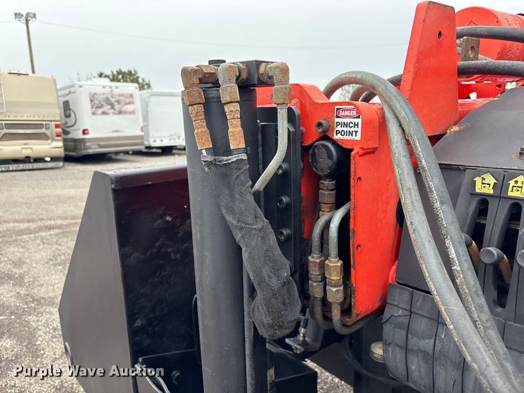 image for item EG9102 2005 Freightliner Business Class M2 Crew Cab crane truck