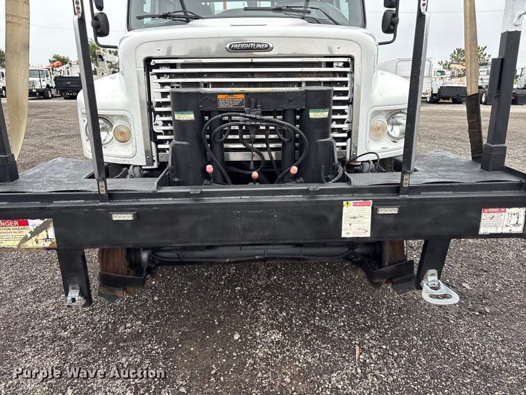 image for item EG9102 2005 Freightliner Business Class M2 Crew Cab crane truck