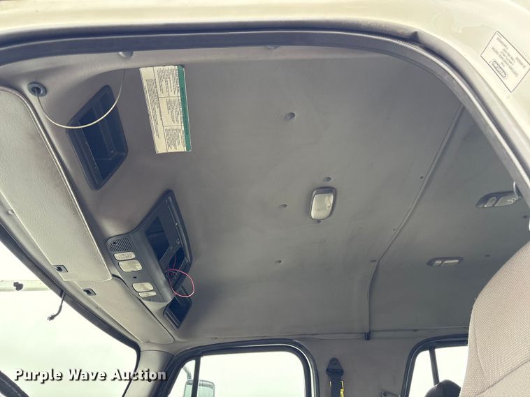 image for item EG9102 2005 Freightliner Business Class M2 Crew Cab crane truck