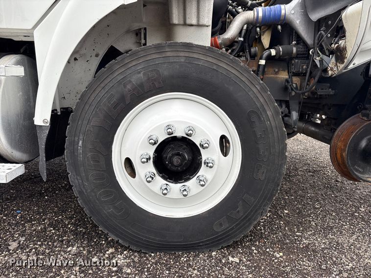 image for item EG9102 2005 Freightliner Business Class M2 Crew Cab crane truck