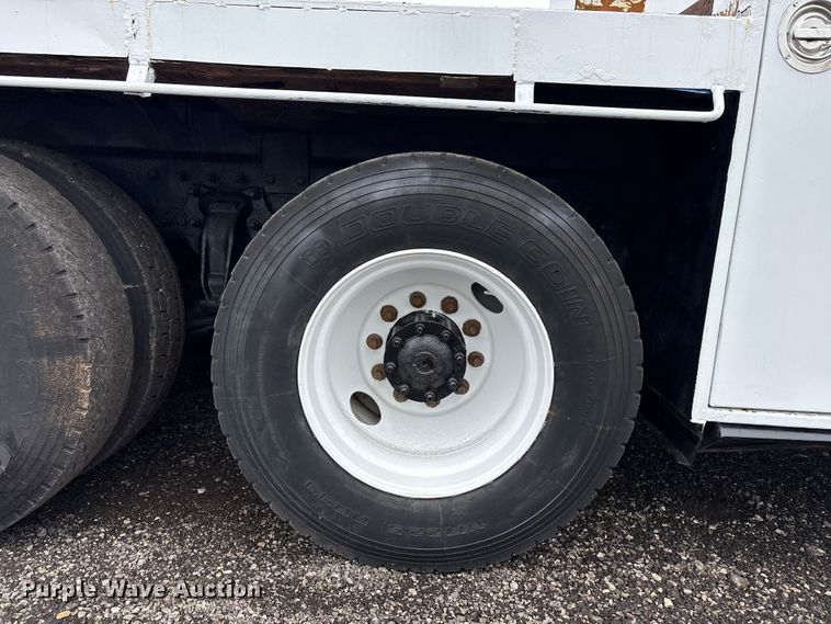 image for item EG9102 2005 Freightliner Business Class M2 Crew Cab crane truck