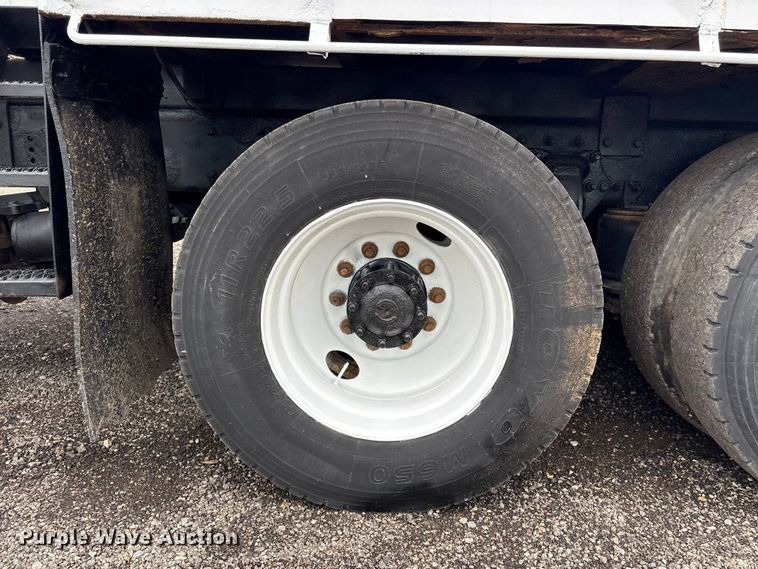 image for item EG9102 2005 Freightliner Business Class M2 Crew Cab crane truck