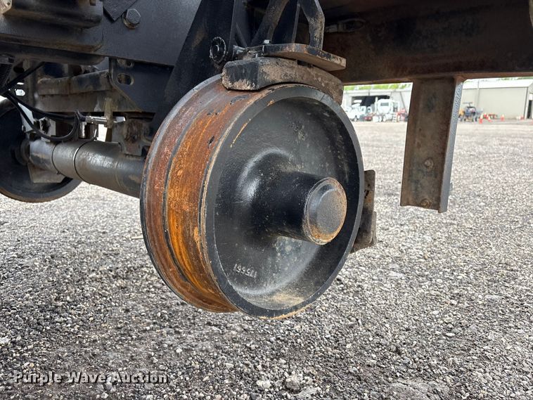 image for item EG9102 2005 Freightliner Business Class M2 Crew Cab crane truck