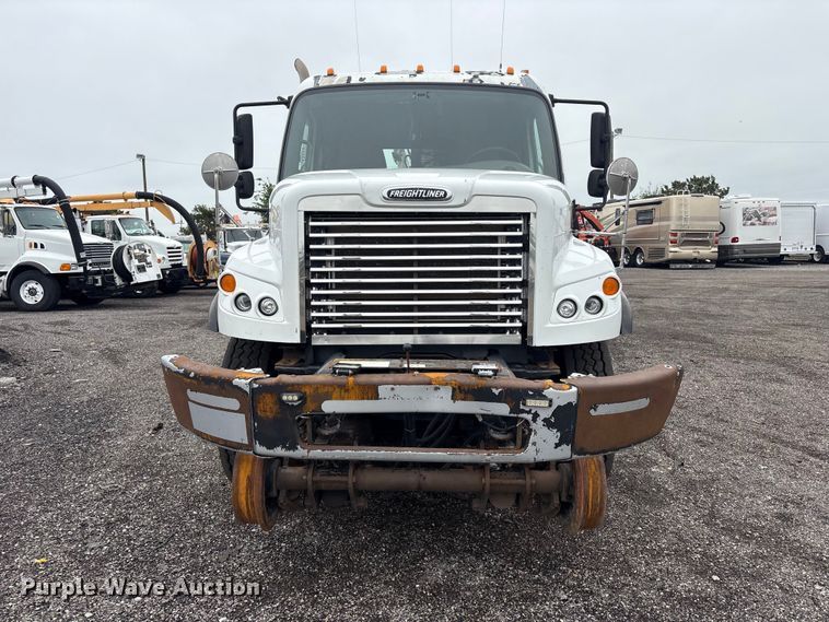 image for item EG9104 2012 Freightliner Business Class M2 crane truck