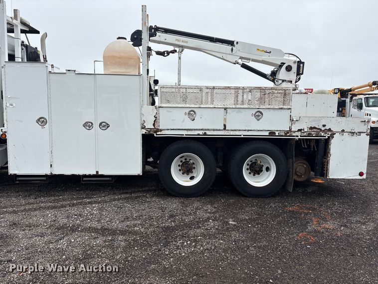 image for item EG9104 2012 Freightliner Business Class M2 crane truck