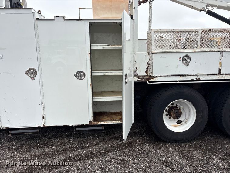 image for item EG9104 2012 Freightliner Business Class M2 crane truck