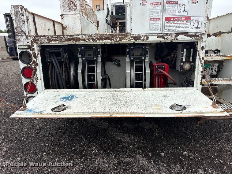 image for item EG9104 2012 Freightliner Business Class M2 crane truck