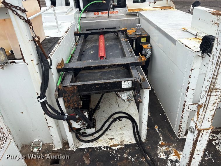 image for item EG9104 2012 Freightliner Business Class M2 crane truck