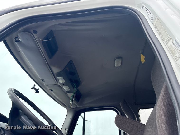 image for item EG9104 2012 Freightliner Business Class M2 crane truck