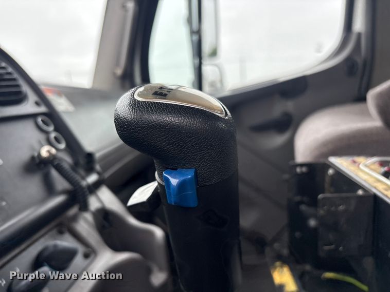 image for item EG9104 2012 Freightliner Business Class M2 crane truck